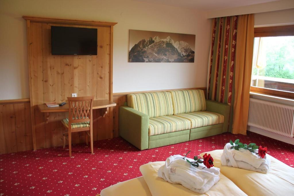 Familienzimmer mit Balkon